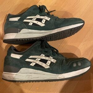 ASICS